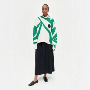 Abstract Green & White Patterned Women's Sweater